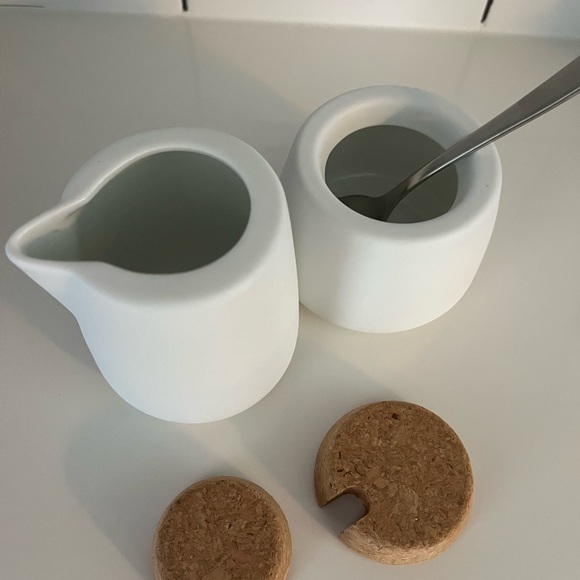 Viva Scandinavia Milk and Sugar Set - Picture 7 of 7